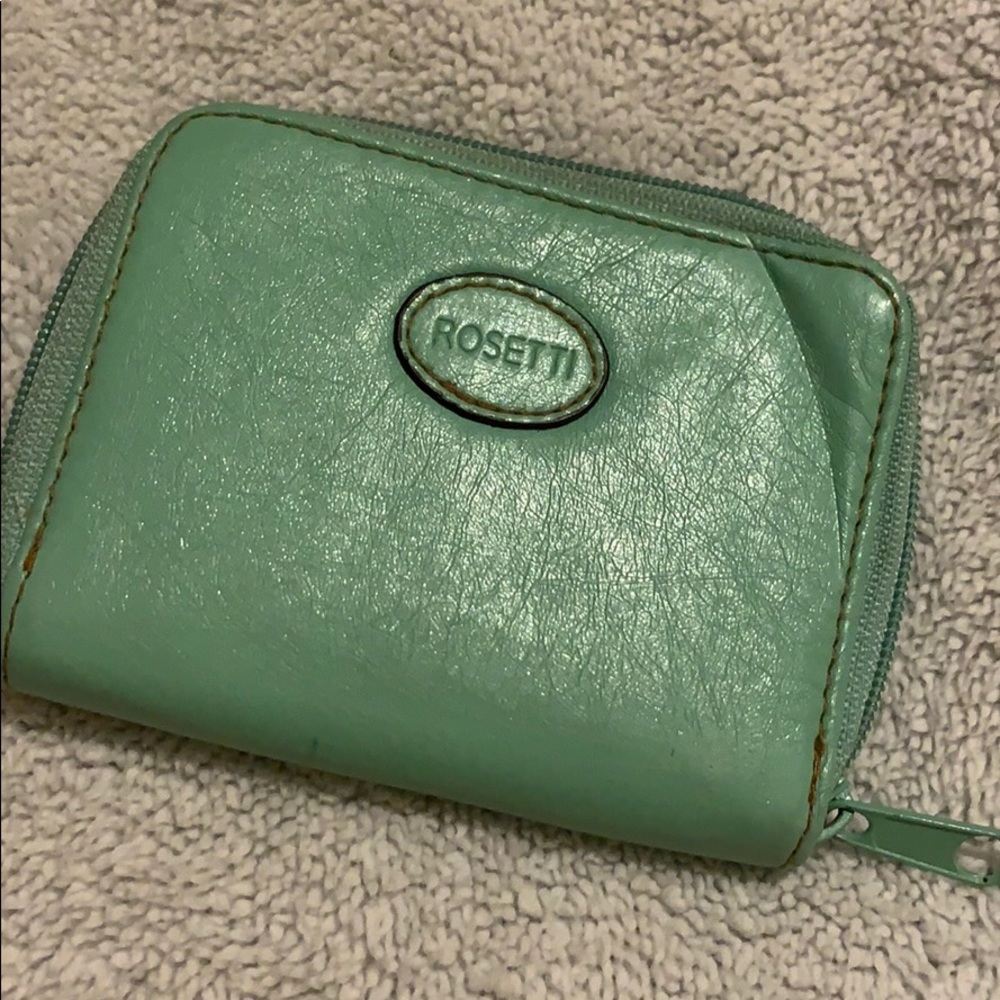 ❤️‍🔥2 for$9❤️‍🔥 Rosetti wallet